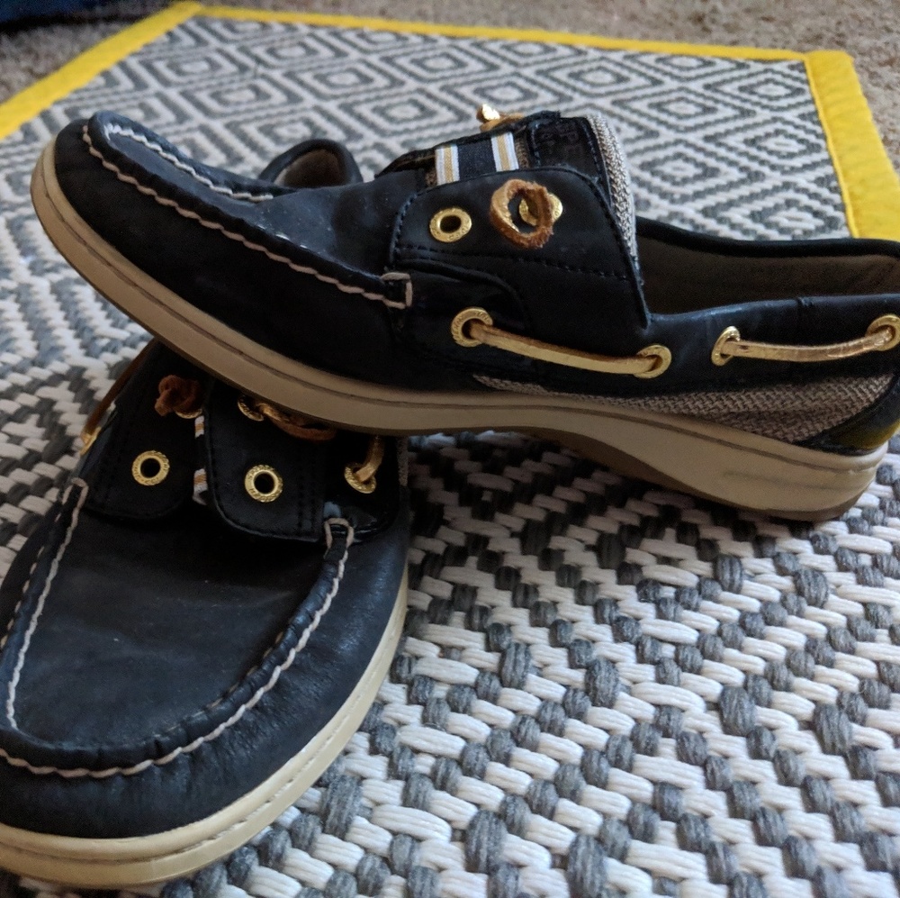 Black Sperry's